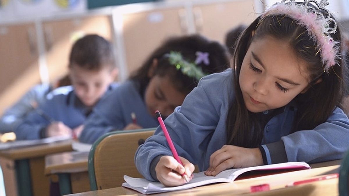 MEB'den Önemli Duyuru: LGS Öncesi Okullar Cuma Günü Tatil Edildi