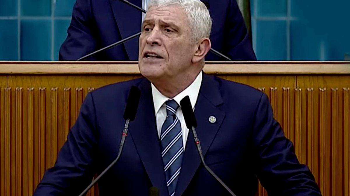 Müsavat Dervişoğlu'ndan Tandoğan'da Büyük Miting Çağrısı: 'Türk Bayrağı'yla Gelin'
