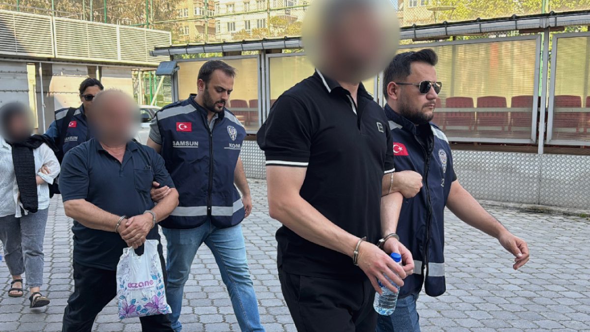 Samsun'da Tefecilik Operasyonu: 3 Gözaltı, Silah ve Alacak Defteri Ele Geçirildi