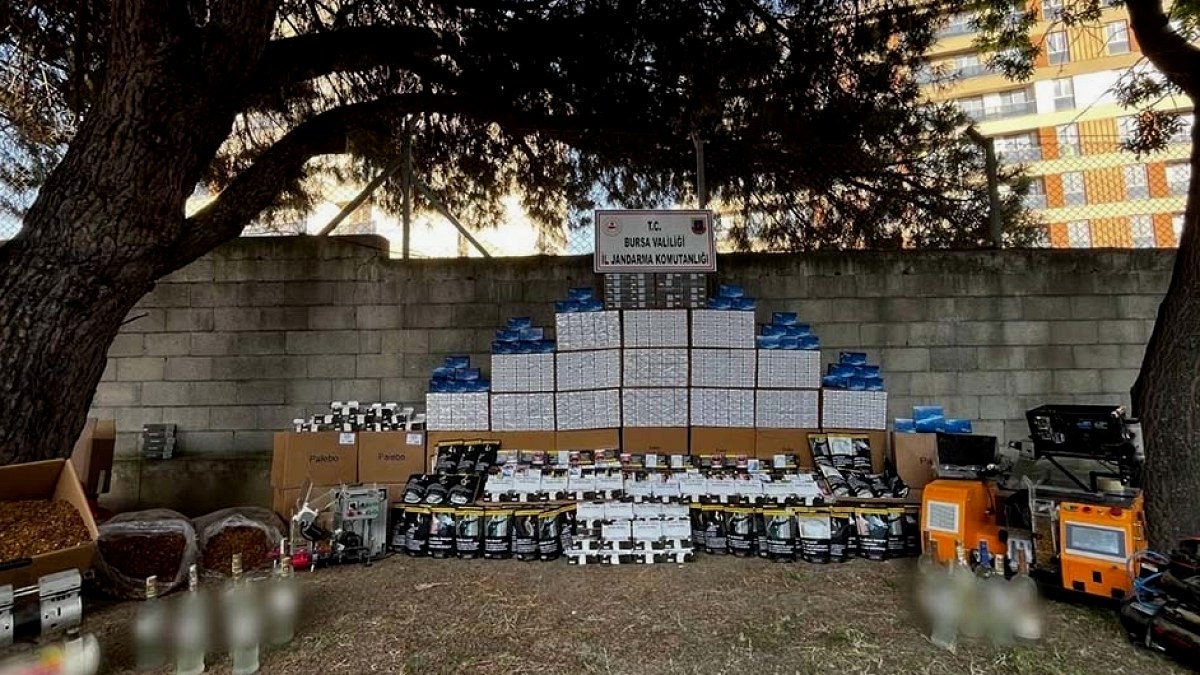 Bursa'da Yasa Dışı Tütün Üretimine Büyük Darbe: 6 Kişi Gözaltında