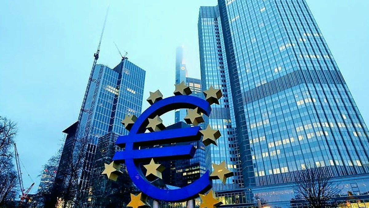 Avrupa Merkez Bankası Enflasyonla Mücadelede Faiz Artırımına Gidiyor