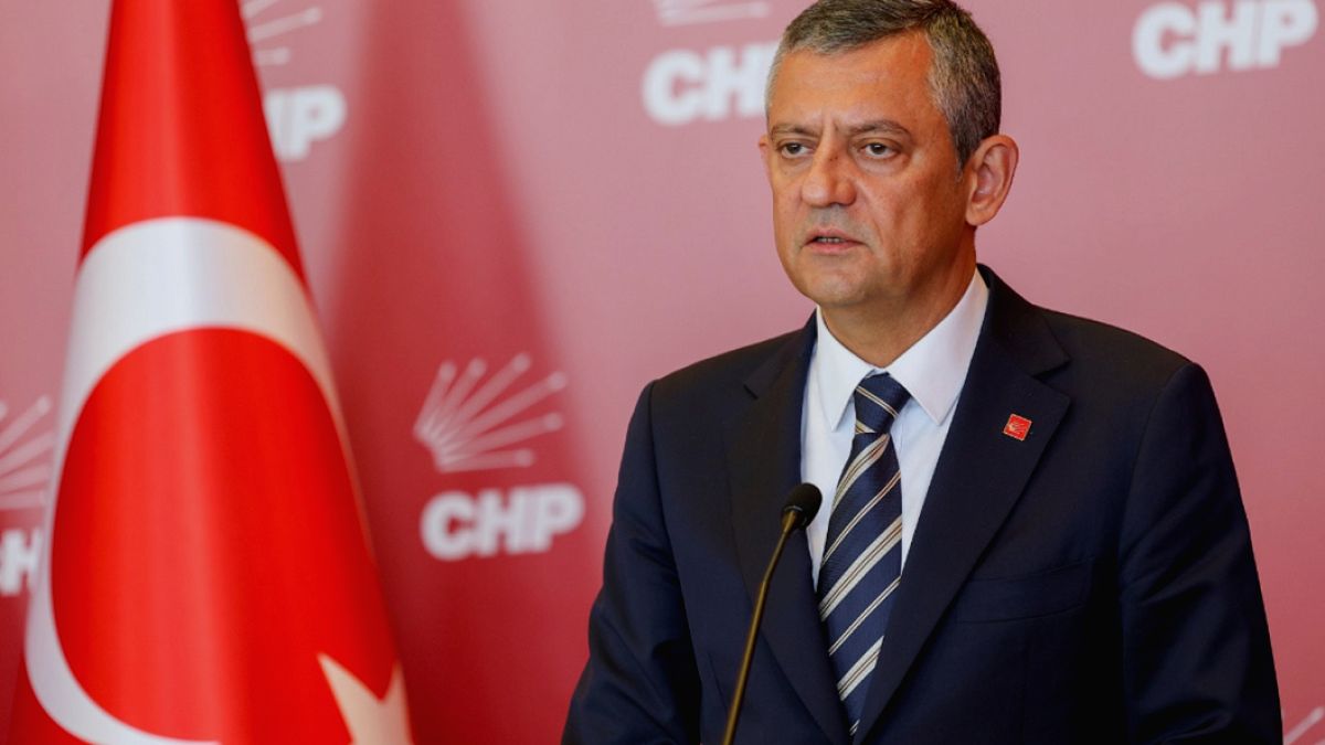 CHP Lideri Özgür Özel'den Olağanüstü Kurultay ve Siyasi Gelişmelere İlişkin Açıklamalar
