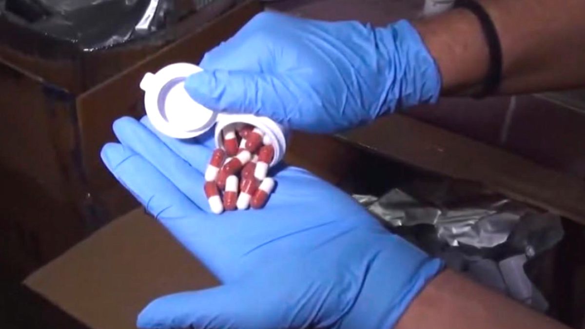 Güngören'de Sentetik Ecza Üretimine Darbe: 9 Gözaltı