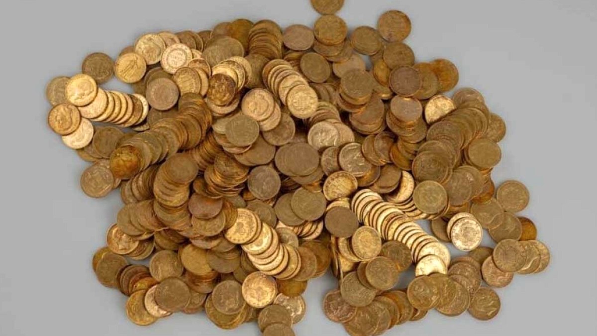 Çek Ormanında Tarihi Değeri Yüksek Hazine Bulundu: 7 Kilo Altın Sırları Çözülüyor