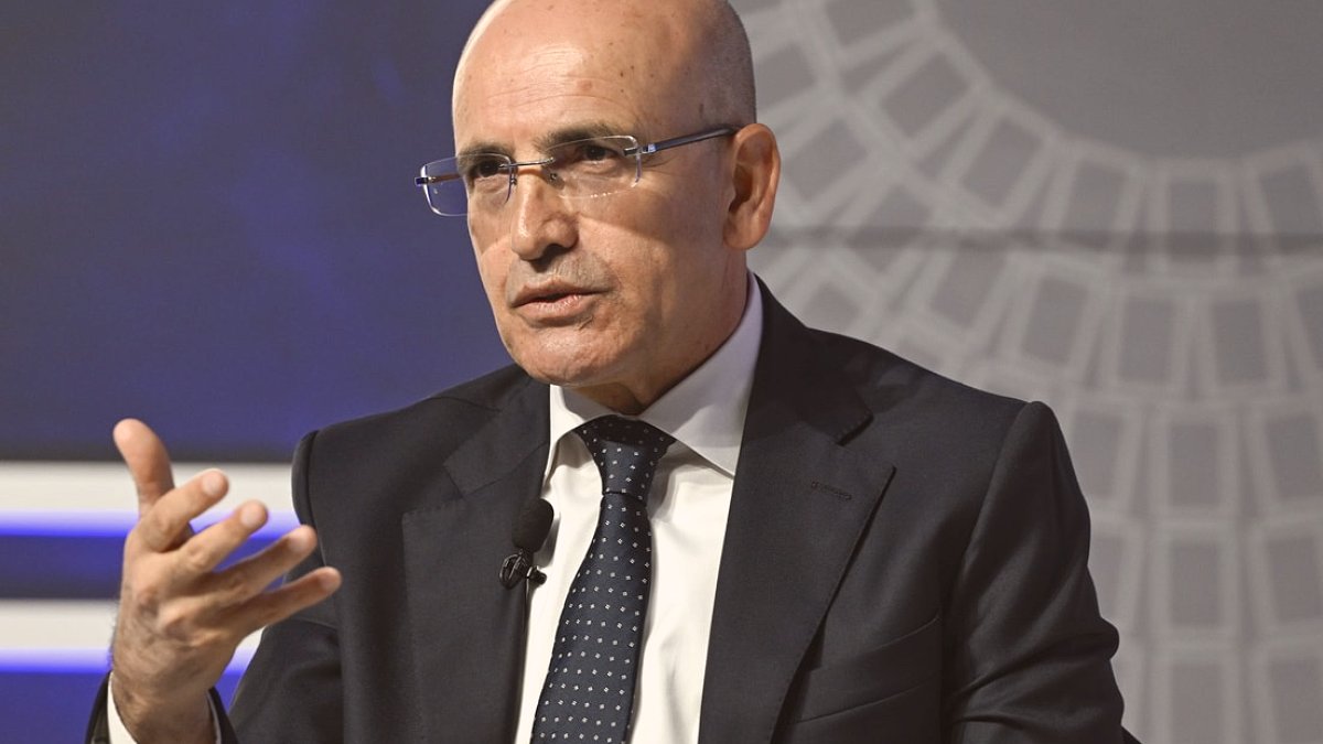 Mehmet Şimşek'ten Enflasyon Mesajı: Program Rayında, Gecikme Olacak