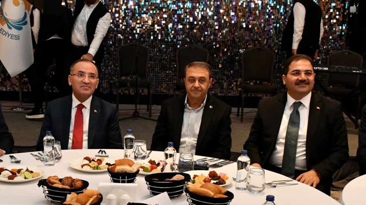 Belediyeden Bozdağ'a Lüks İftar: 960 Bin Lira Tek Bir Yemeğe