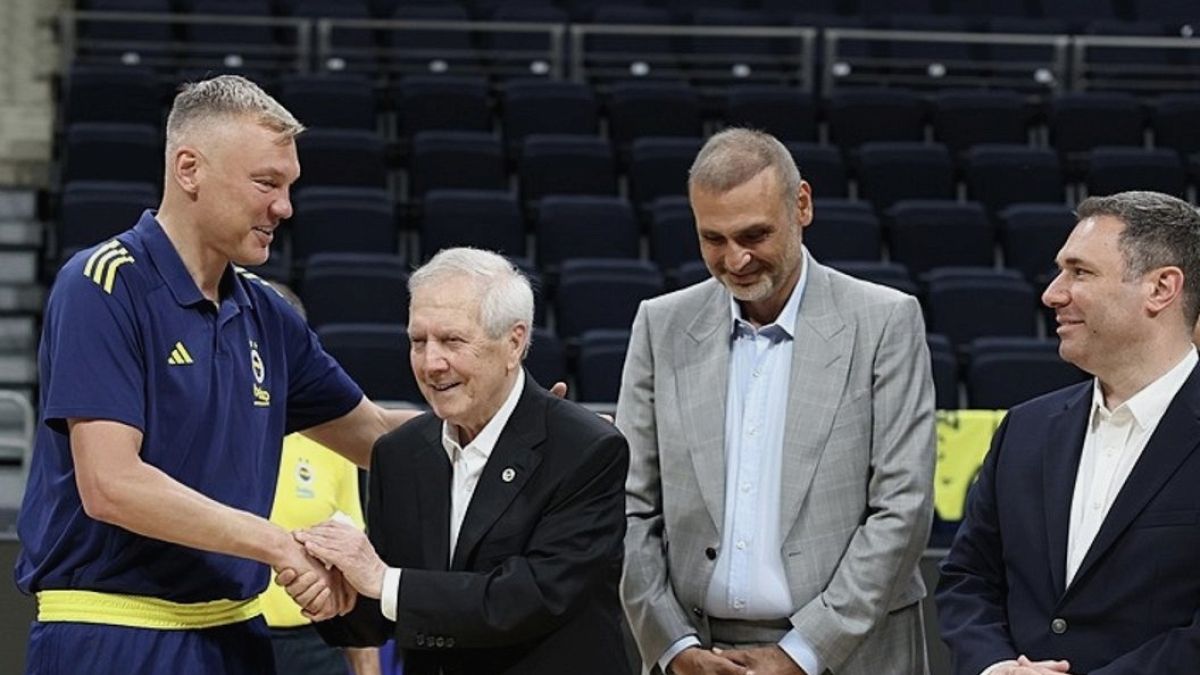 Fenerbahçe Beko'ya Kritik Final Öncesi Aziz Yıldırım Ziyareti