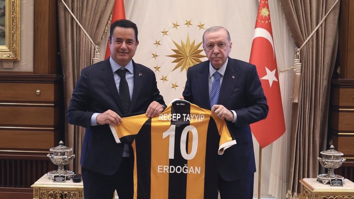 Acun Ilıcalı'dan Cumhurbaşkanı Erdoğan'a Ziyaret: Hull City'nin Hedefi Paylaşıldı