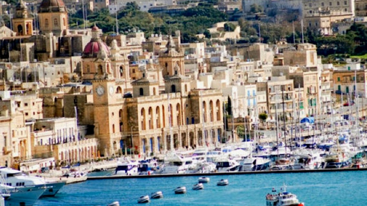 Malta: Avrupa'da Tek Havalimanıyla Dünyaya Açılan Ada Ülkesi