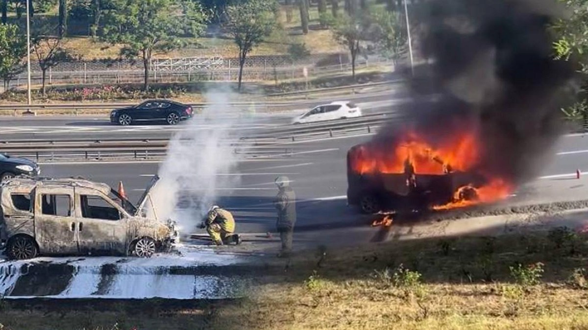 Esenyurt TEM Otoyolu'nda Seyir Halindeki Araç Küle Döndü