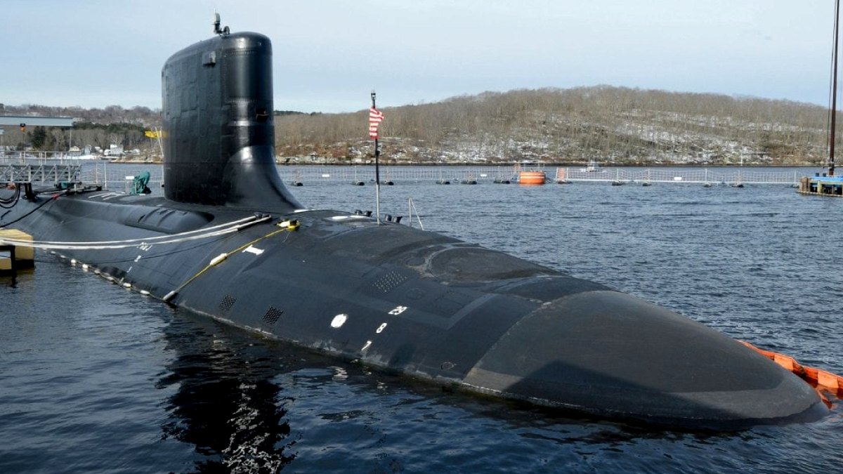 ABD Nükleer Denizaltısı USS Colorado Görev Başına Döndü