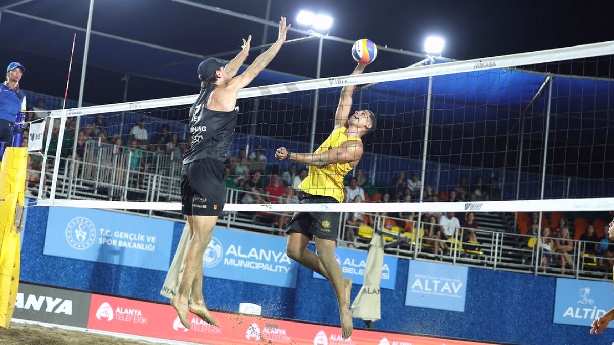 Alanya Plaj Voleybolu Pro Tur'da Şampiyonlar Belli Oldu