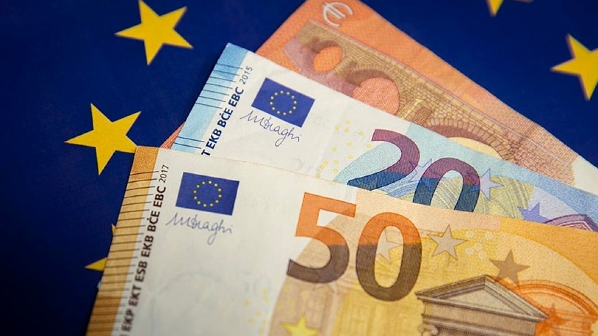 ECB'den Enflasyonla Mücadele İçin Sıkı Para Politikası Vurgusu