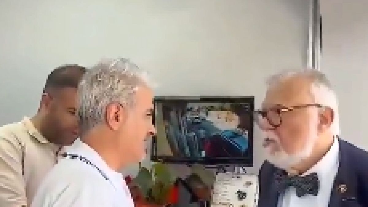 Celal Şengör'ün Favori Köftecisi Yıkılıyor: Ünlü Bilim İnsanı Şaşkınlığını Gizleyemedi