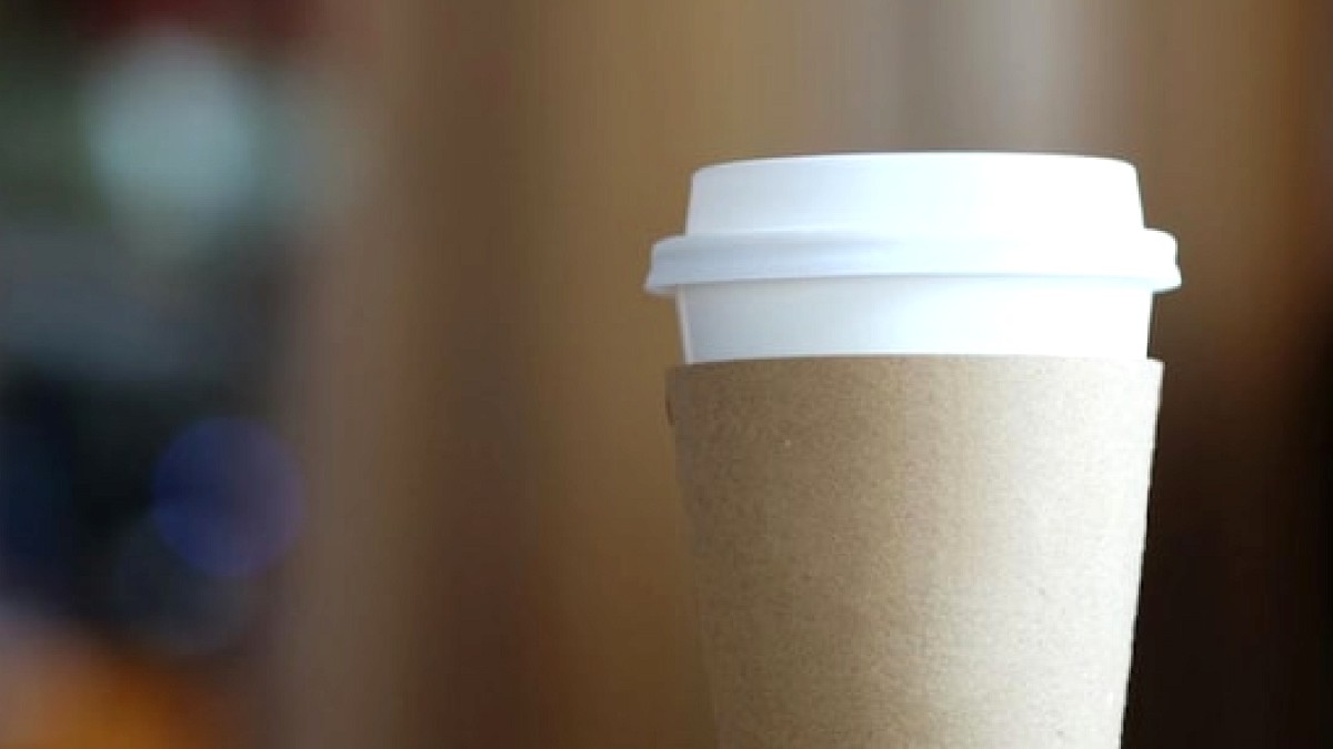 Starbucks'a Bitkisel Süt Zammı Davası: Müşteriden 6 Kat Fazla Ücret Alındı İddiası