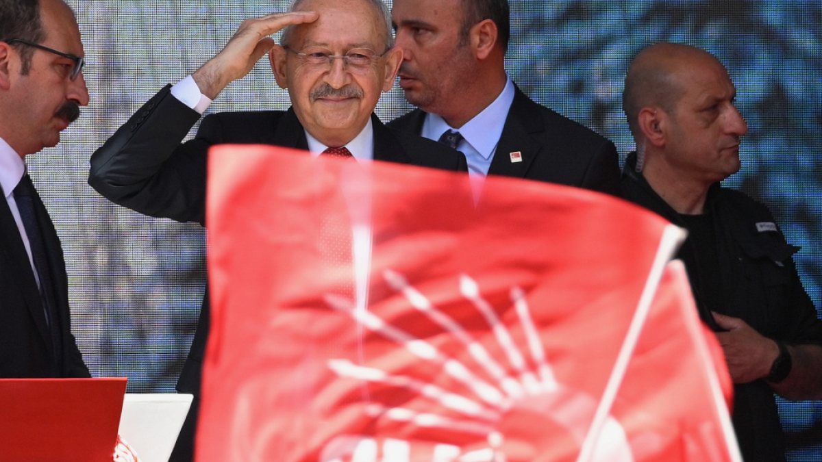 CHP'de İşten Çıkarmalar Sürüyor: 20 Çalışan Daha Kapı Dışarı