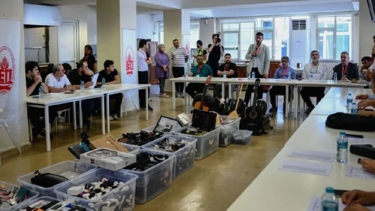İETT'de Kayıp Eşyalar Milyon Liraya Satıldı: Bir Ürün İlgileri Üzerine Çekti