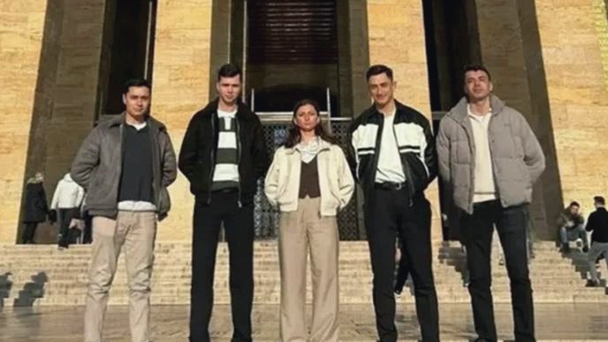 TSK'dan İhraç Edilen Teğmen Vücut Geliştirmede Türkiye'ye Madalya Kazandırdı