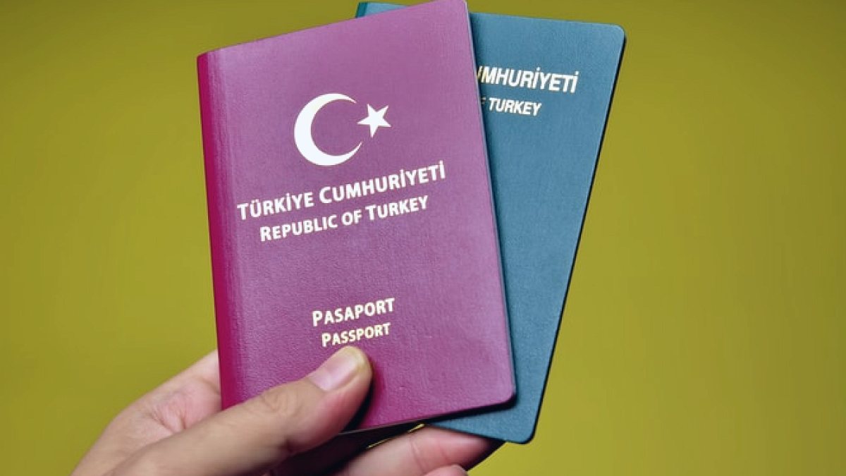 AB'den Gri Pasaportlara Vizesiz Seyahat Uyarısı: Suistimal İddiaları