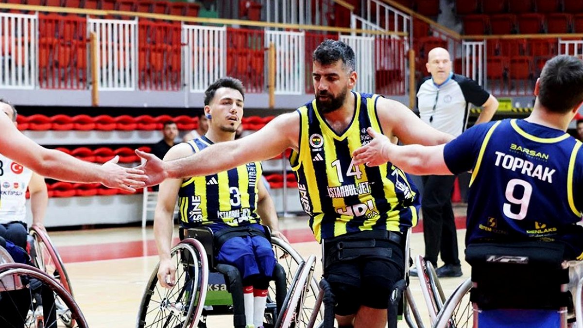 Fenerbahçe Jet, Tekerlekli Sandalye Basketbol Süper Ligi'nde Parkede Uçtu: Finalde!