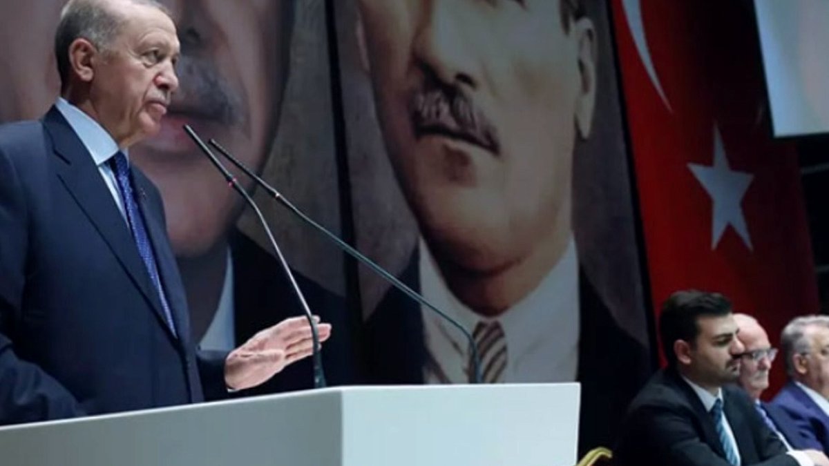 Siyasi Arena Hareketleniyor: İki İsim Daha AKP'ye Katılıyor, Yeni Başkanlar Yolda