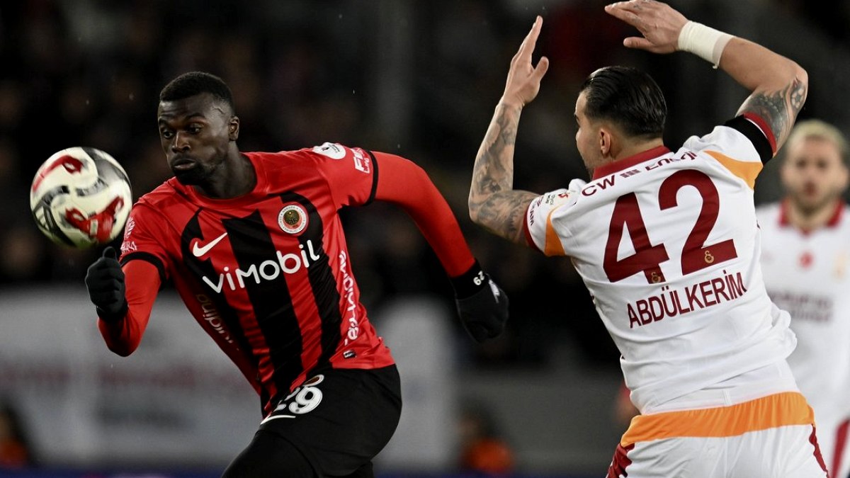Gençlerbirliği'nde Ayrılık Rüzgarı: Niang ile Yollar Resmen Ayrıldı