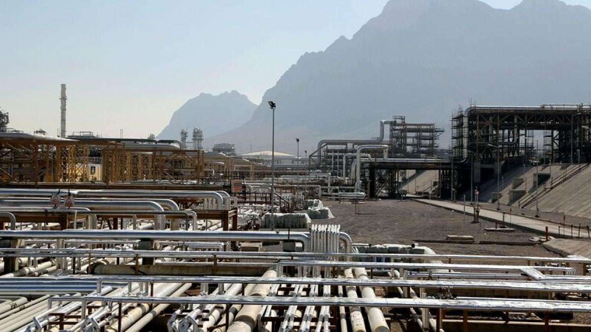 İran'dan Petrol Sektörüne Müjde: Hasarlı Tesisler Yeniden Faaliyette