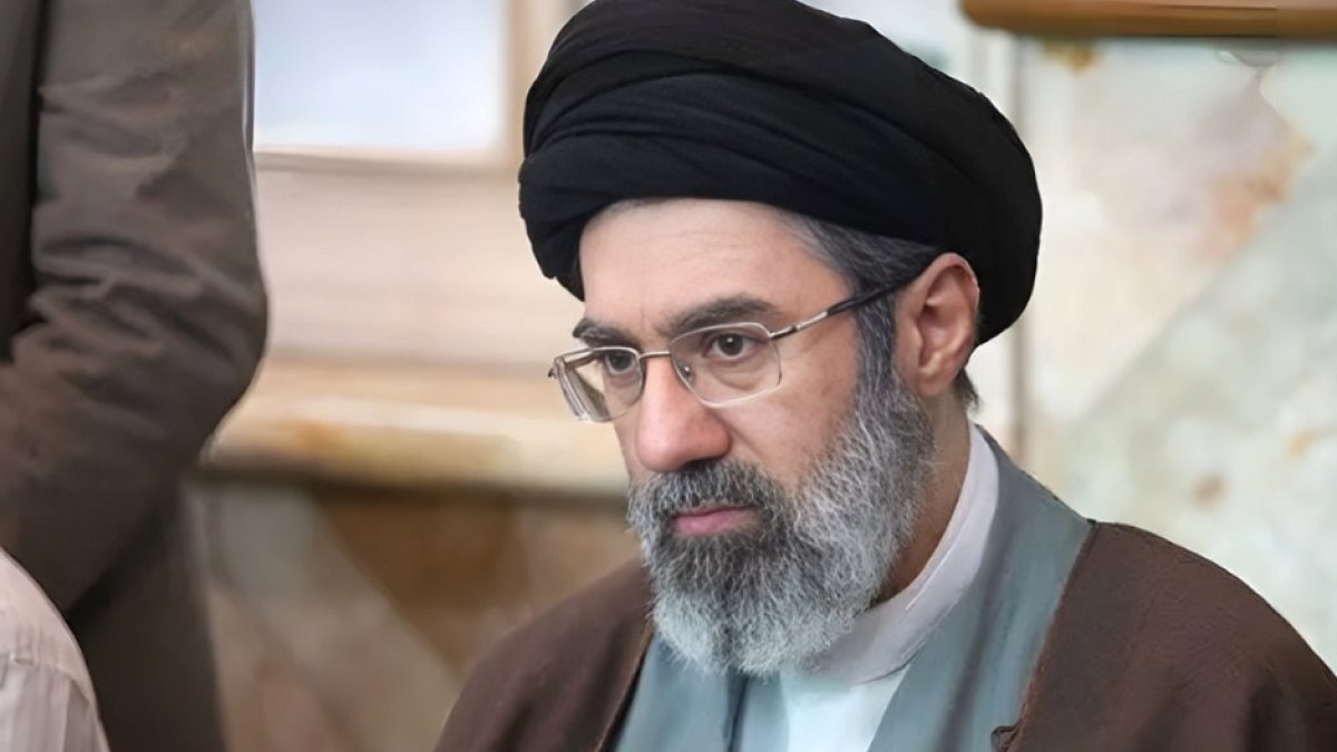 İran Lideri Hamaney'den Nükleer Anlaşma Sonrası İlk Değerlendirme