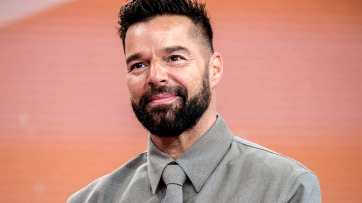 Ricky Martin'den Türkiye Konseri Öncesi Şaşırtan Kulisi: Oksijen Kapsülü ve Çamur Banyosu İsteği