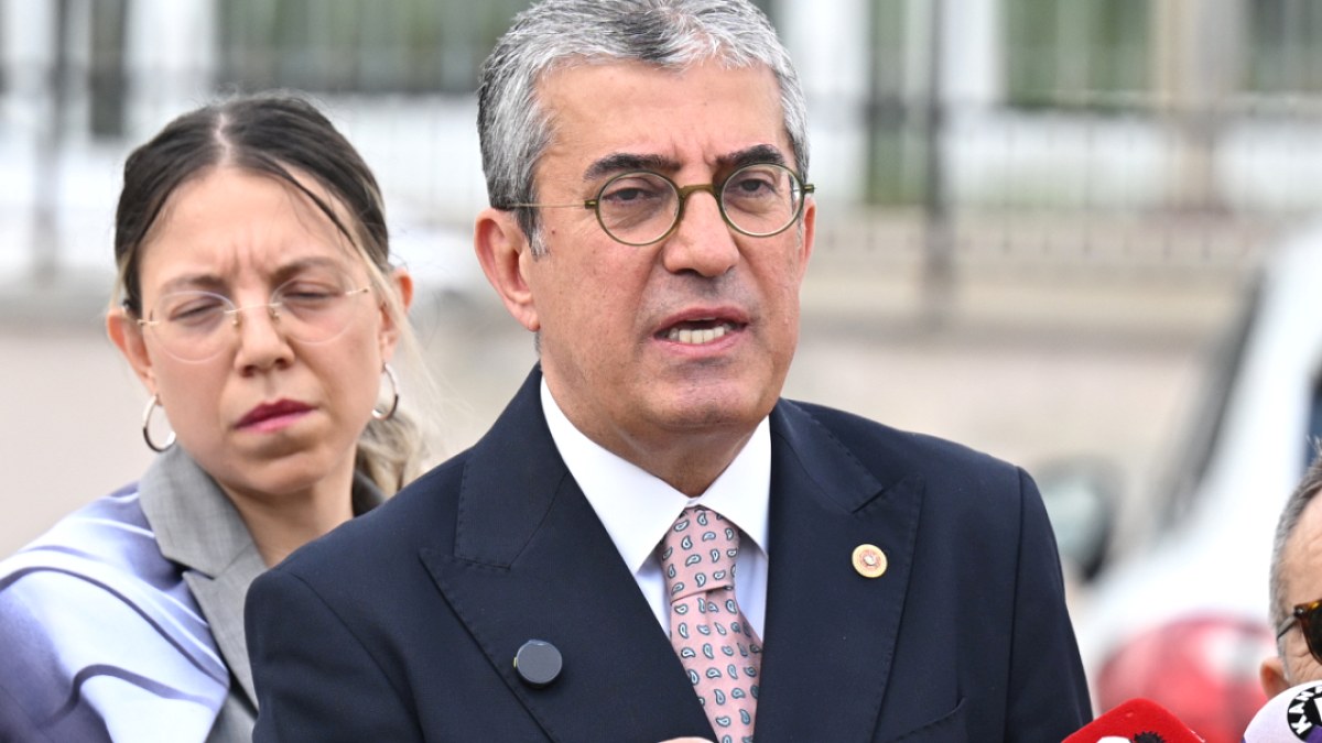 CHP'de Gökhan Günaydın'ın Tedbir Kararı Kaldırıldı, Diğer Vekiller İçin Süreç Devam Ediyor