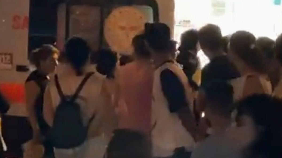 Özel Sektör Öğretmenleri Açlık Grevinde: İki Eğitimci Hastaneye Kaldırıldı