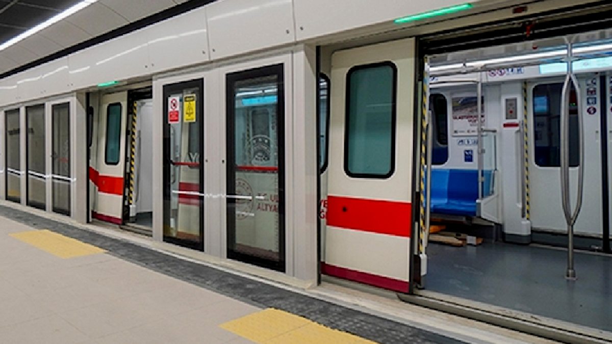 İstanbul'da Yeni Metro Hattı Ücretsiz Hizmete Başladı