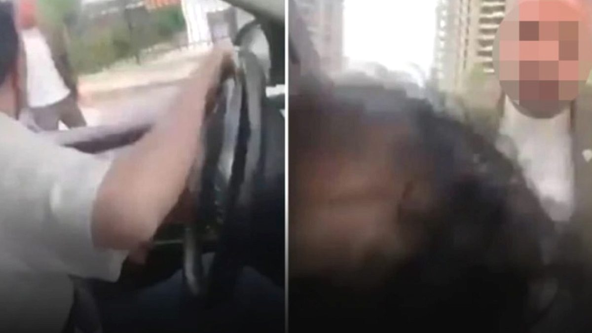 Ünlü Sanatçı İsmail Altunsaray Trafikte Saldırıya Uğradı