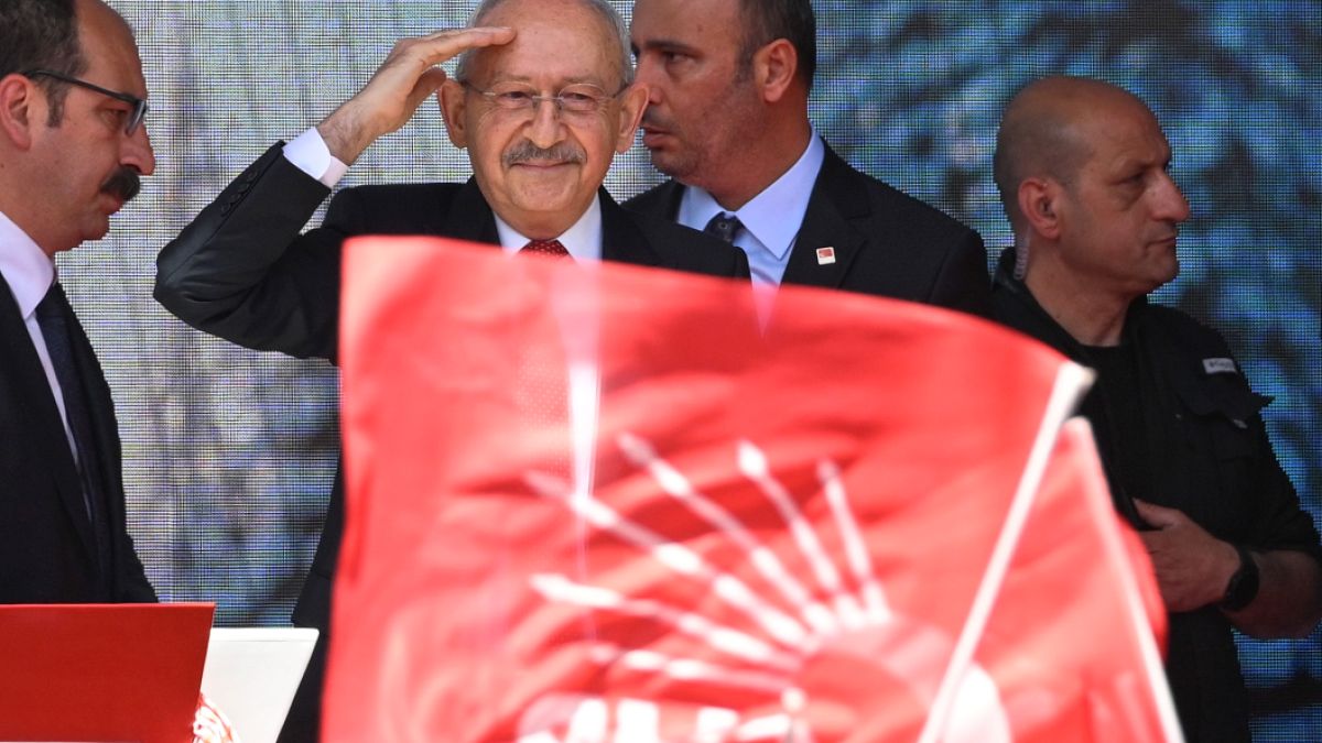 Kılıçdaroğlu'ndan Dokunulmazlık Tepkisi: Pişmanlık Yok, Sırrı Sakık'tan Sert Yanıt Geldi
