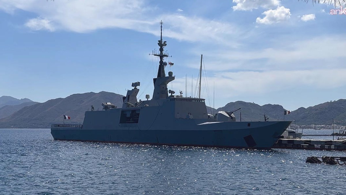 Fransız Donanması'nın "Guepratte" Fırkateyni Marmaris'te Liman Ziyareti Gerçekleştirdi