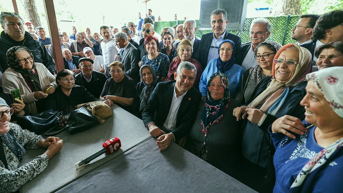 CHP Lideri Özgür Özel'den Siyasi Açıklamalar ve Parti İçi Mesajlar