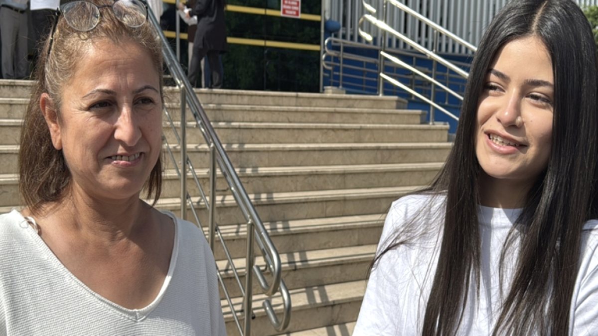 Anne ve Kızdan YKS'de Ortak Sınav Heyecanı