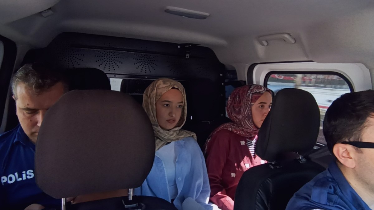 YKS'de Talihsiz Gün: Yanlış Okula Giden Kardeşlere Polis Sahip Çıktı