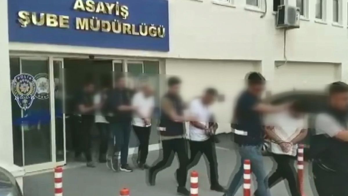 NATO Zirvesi Öncesi Korsan Otoparkçılara Darbe: Çok Sayıda Gözaltı