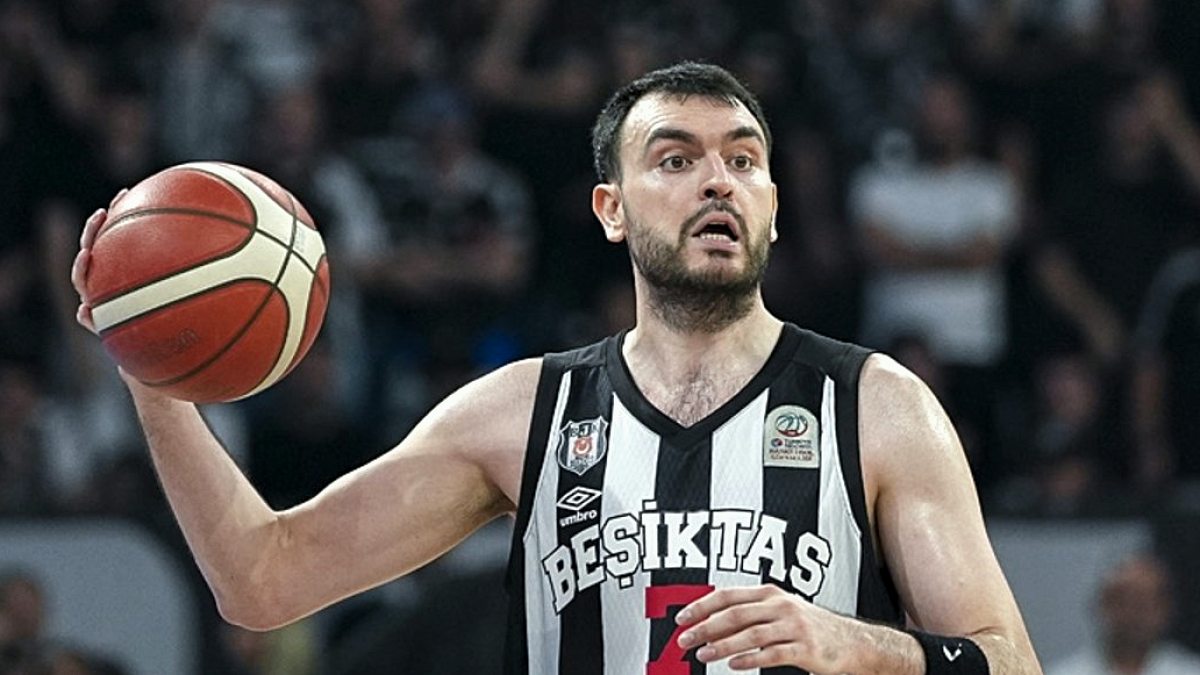 Yiğit Arslan'dan Beşiktaş GAİN'e Duygusal Veda Mesajı