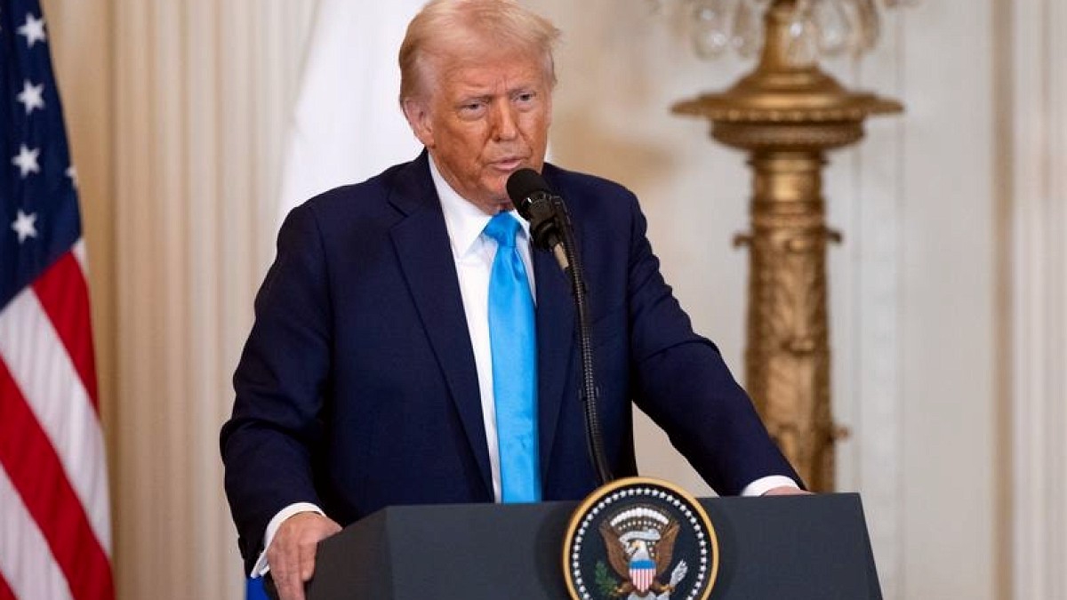 Trump'tan Starmer'a İstifa İddiası: Göç ve Enerjide Başarısızlık Vurgusu