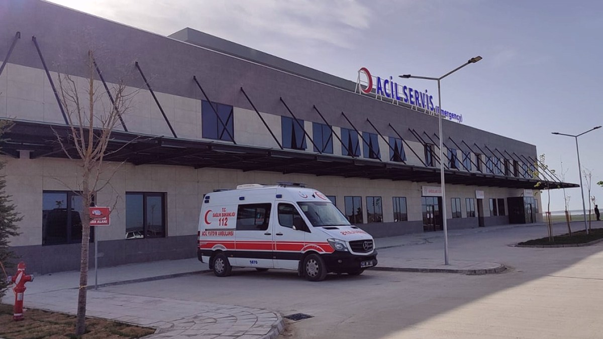 Trajedinin Ardından: 20 Günlük Bebek Minibüs Altında Kaldı, Aile Şokta