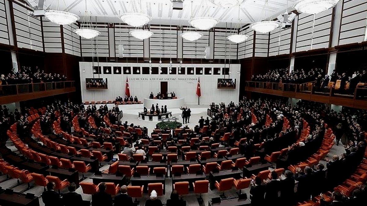 IBAN Mağdurları Düzenlemesi Yargı Paketinden Çıkarıldı: Tepkiler Çığ Gibi Büyüyor