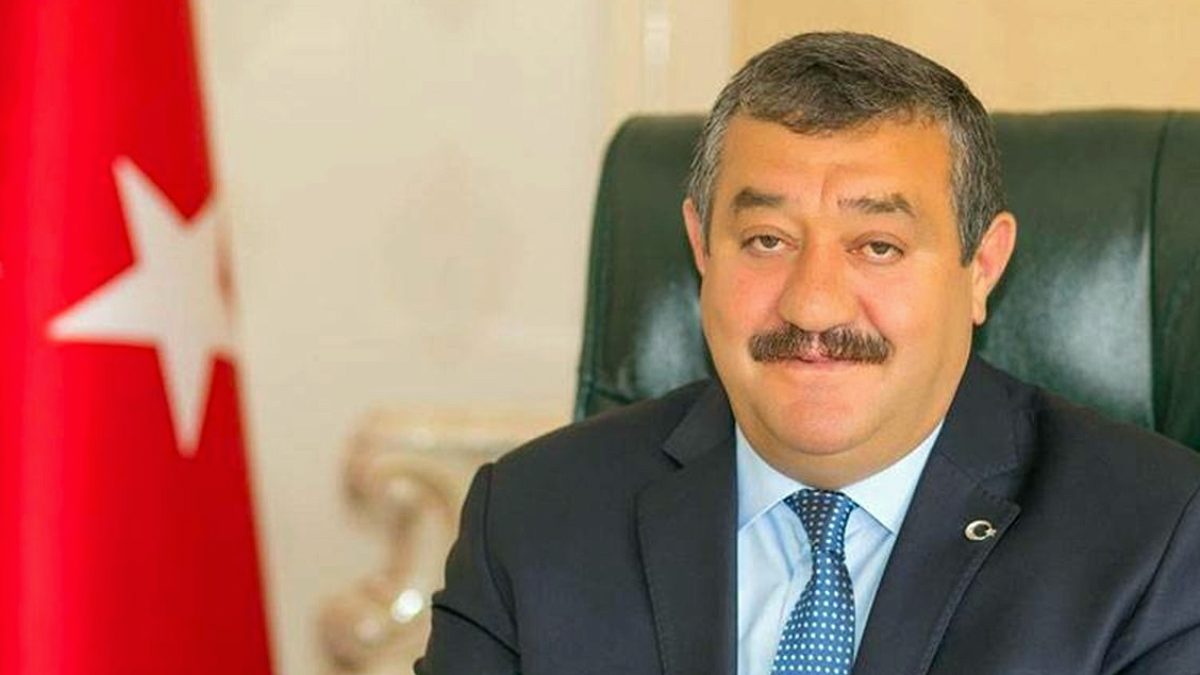 Belediye Başkanından Lüks Makam Aracı Savunması: 'Daha İyisini Hak Ediyoruz'