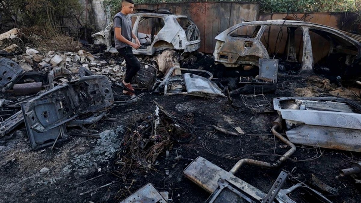 Batı Şeria'da İsrailli Yerleşimcilerin Saldırısı: 15 Yaşında Çocuk Yaralandı