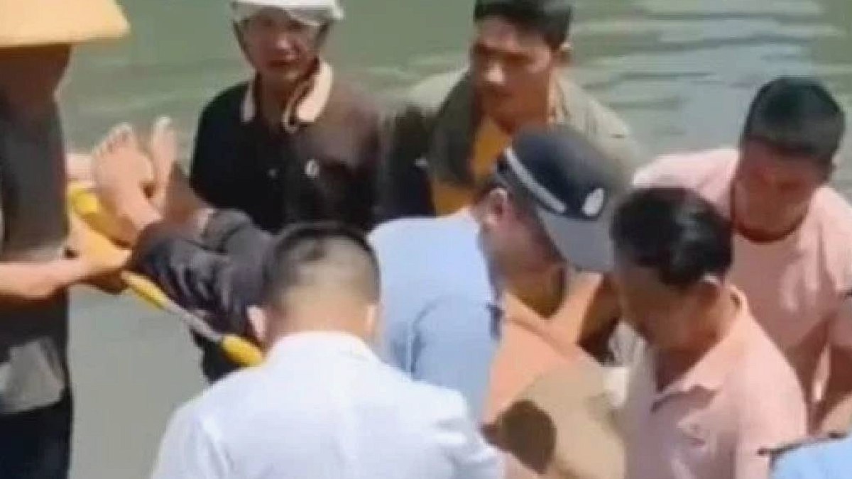 Denizde 7 Gün Hayatta Kalma Mucizesi: Yüzme Bilmeyen Turist Yengeç Yiyerek Kurtuldu