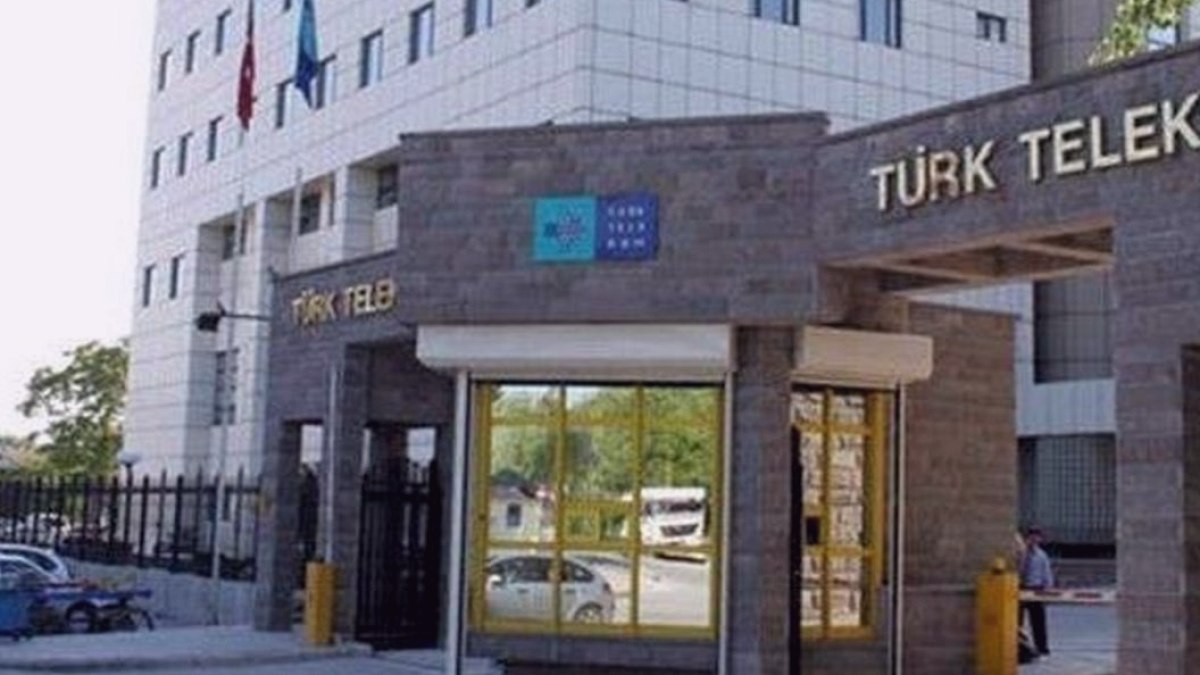 Türk Telekom'dan Fahiş Zam İddiası: BTK Kararı Delindi mi?