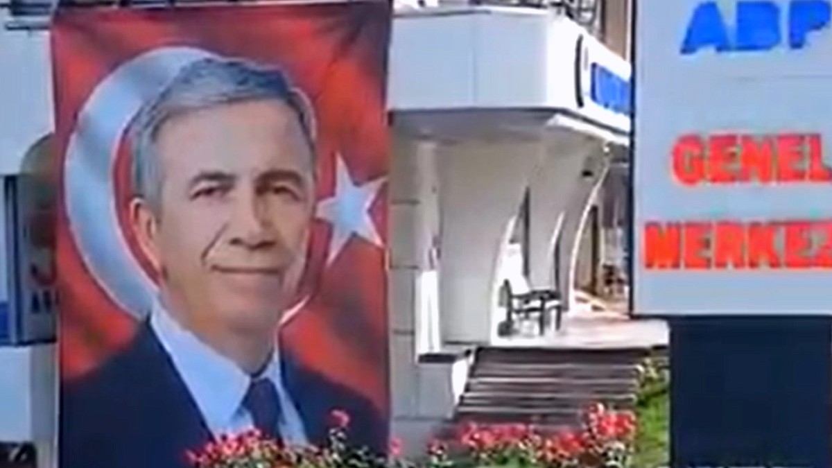 Ankara Belediye Başkanı Mansur Yavaş'tan Yeni Parti İddialarına Net Yanıt