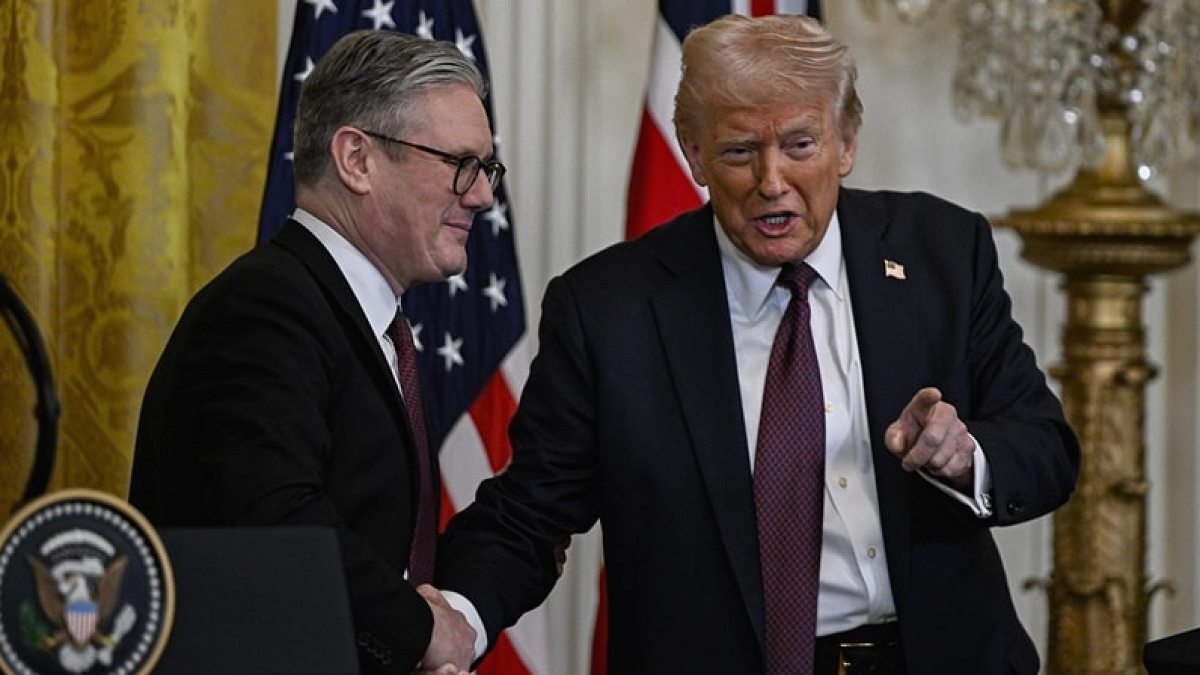 İngiltere Başbakanı Starmer İstifa Edecek mi? Trump'ın İddiaları Kafa Karıştırdı