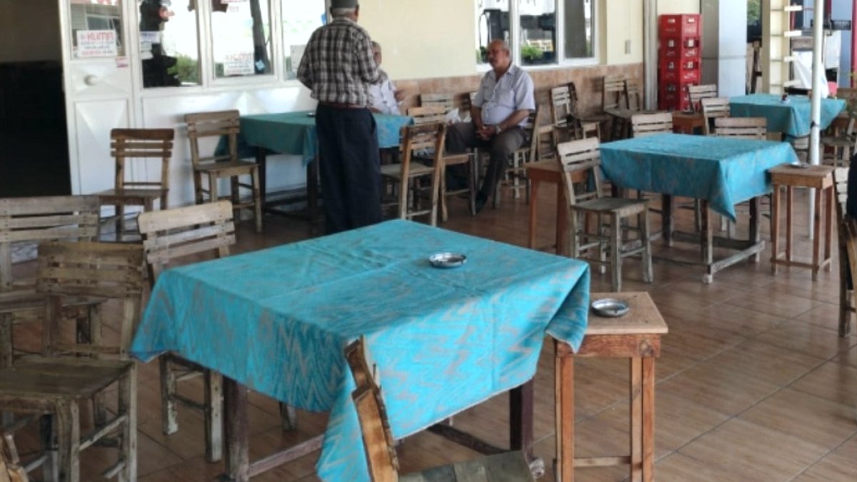 Yargıtay'dan EmSal Karar: Kahvehanede Vakit Geçiren Kocaya Boşanma Yolu Açıldı